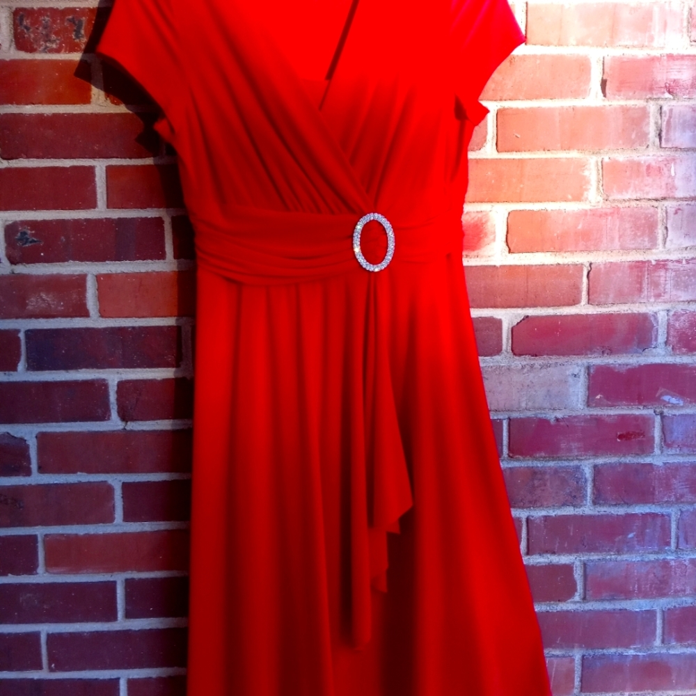 KATHY ROBERTS 👗 TRUE RED Size 10